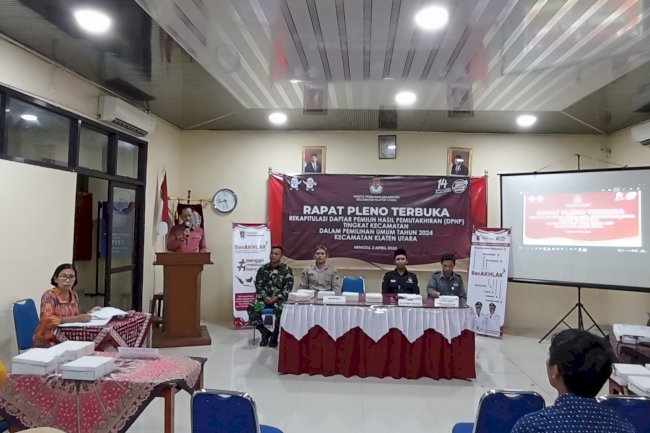 RAPAT PLENO TERBUKA DPHP TINGKAT KECAMATAN DALAM PEMILIHAN UMUM TH 2024 KECAMATAN KLATEN UTARA