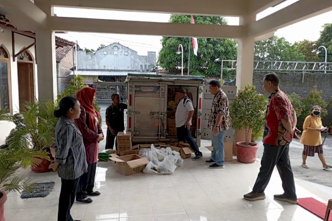BAZAR PANGAN MURAH BAGI WARGA 