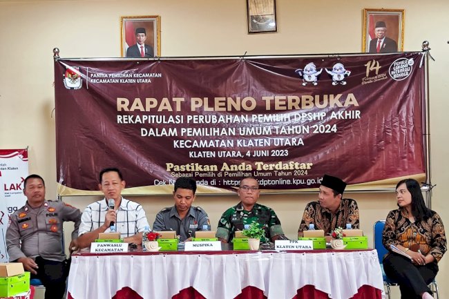 RAPAT PLENO TERBUKA REKAPITULASI PERUBAHAN DPSHP AKHIR