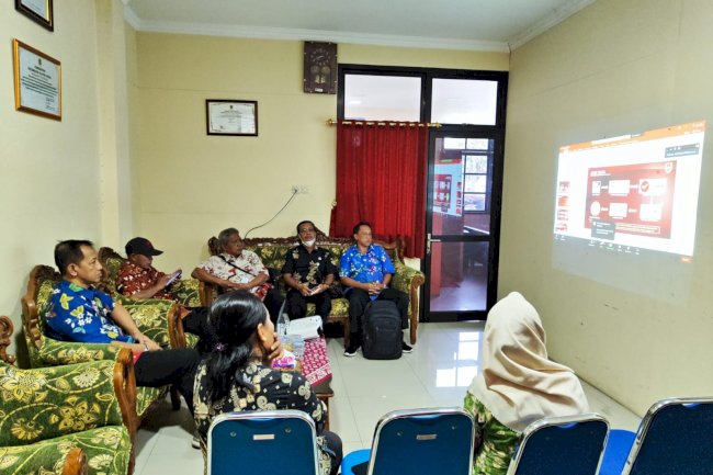 ZOOM MEETING APLIKASI SIPD UNTUK DESA/KELURAHAN