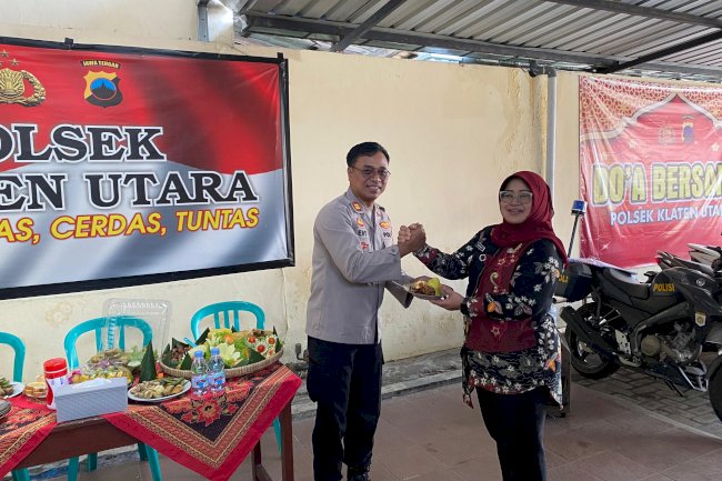 PERINGATI HUT BHAYANGKARA KE-79 FORKOPIMCAM KLATEN UTARA PERERAT SILATURAHMI DI POLSEK