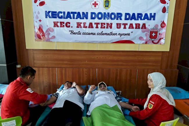 SETETES DARAH UNTUK KEMANUSIAAN, KECAMATAN KLATEN UTARA & PMI GELAR DONOR DARAH DI GERGUNUNG