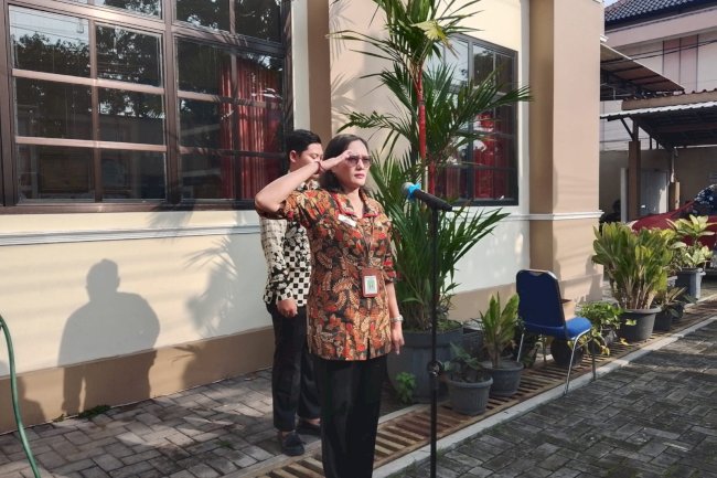 APEL PAGI KESEL JUM TEKANKAN KESIAPAN MUSRENBANG, KEWASPADAAN BENCANA, DAN KETERTIBAN ADMINISTRASI