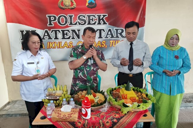 SINERGI FORKOPIMCAM KLATEN UTARA WARNAI SYUKURAN HARI BHAYANGKARA KE-80 DI POLSEK KLATEN UTARA