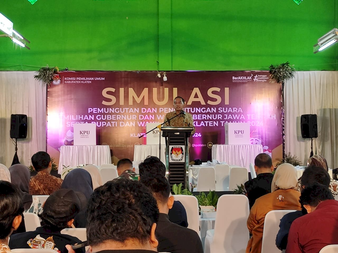 SIMULASI PENCOBLOSAN & PEMUNGUTAN SUARA PEMILIHAN GUBERNUR & WAKIL, BUPATI & WAKIL