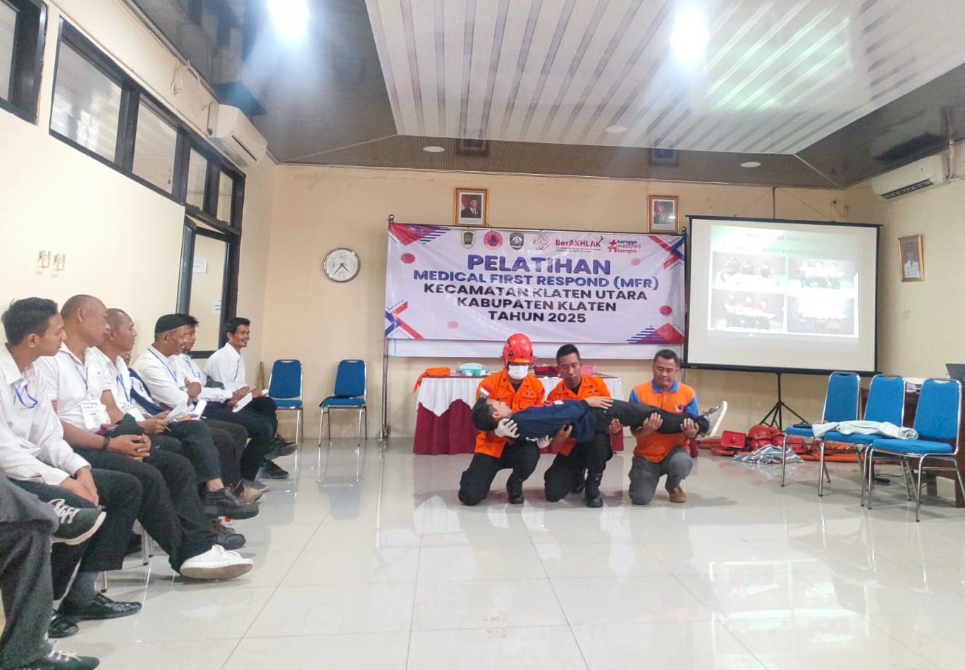 TINGKATKAN KESIAPSIAGAAN, 27 RELAWAN KLATEN UTARA DAPAT PELATIHAN MFR LANGSUNG DARI BASARNAS