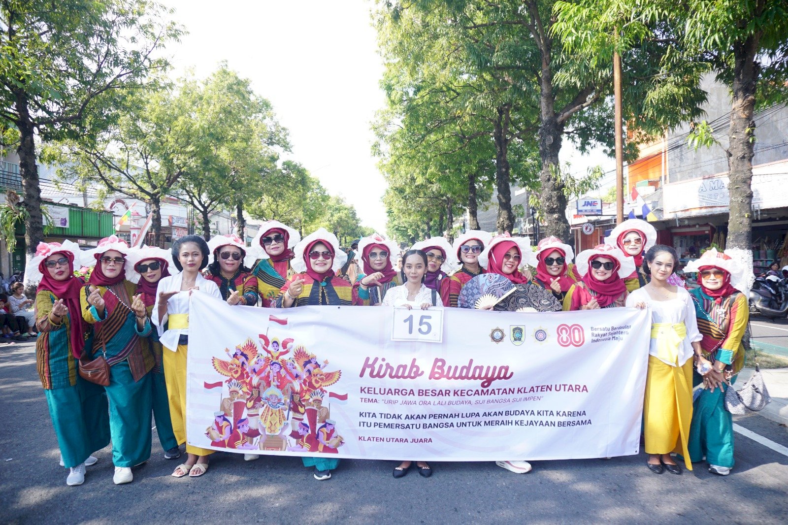 WARNA-WARNI TRADISI KLATEN UTARA BERSAMA STHD KLATEN IKUT KARNAVAL BUDAYA 2025