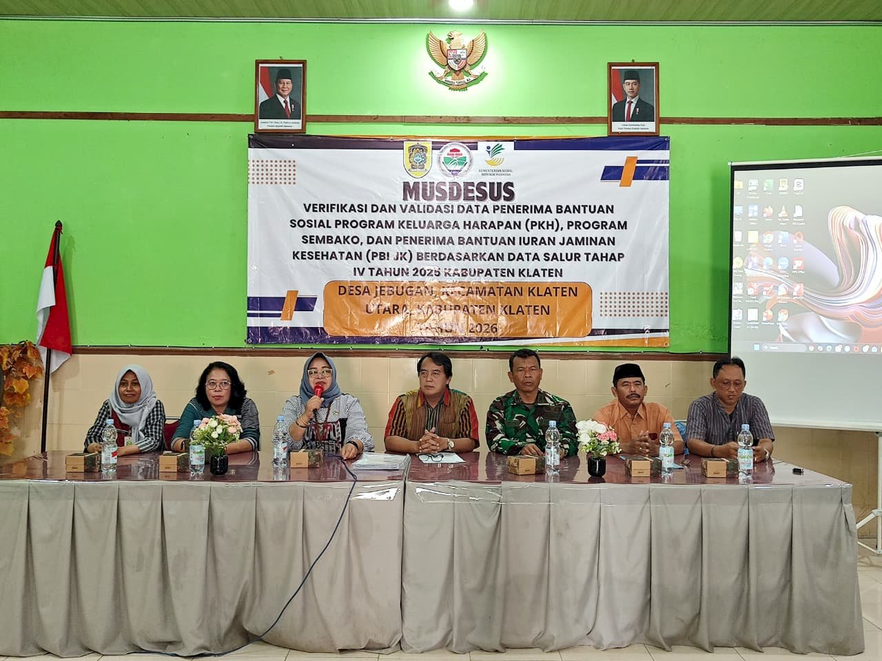 MUSDESUS DESA JEBUGAN BAHAS VERIFIKASI DAN VALIDASI DATA PENERIMA BANTUAN SOSIAL TAHUN 2026