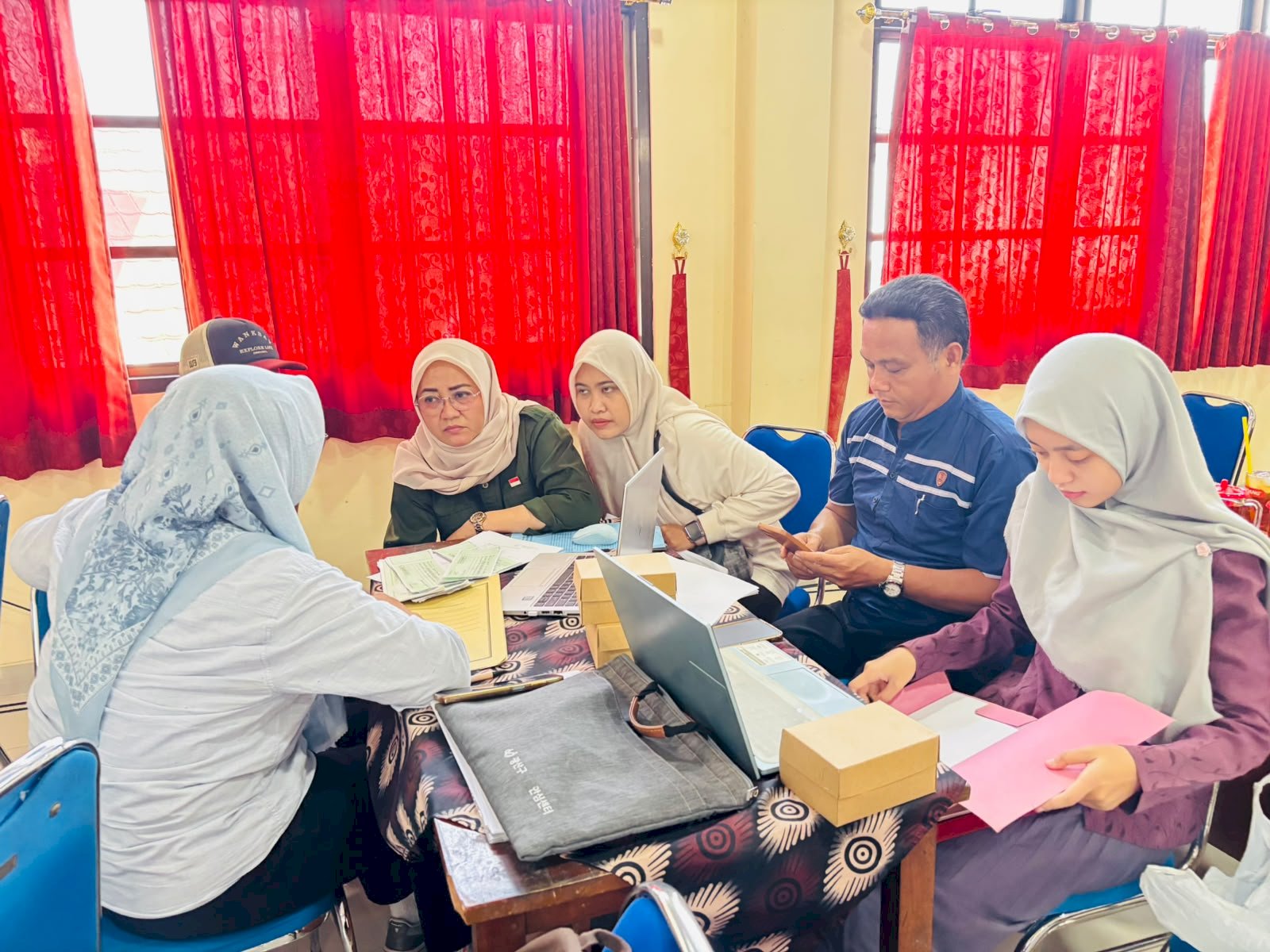 DORONG BUMDesa LEBIH PROFESIONAL DAN AKUNTABEL, KECAMATAN KLATEN UTARA GELAR DESK EVALUASI TAHUN 2026